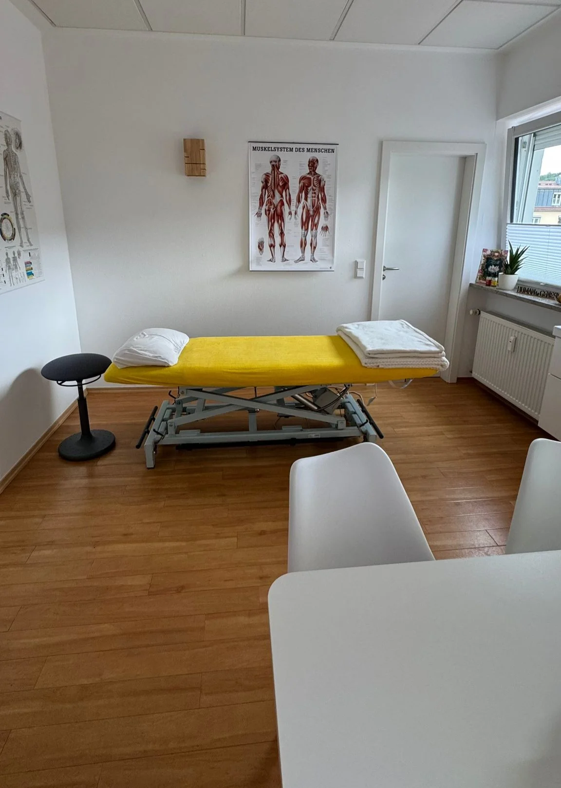 Aufnahme des Behandlungsraums der Naturheilpraxis Seelengarten
